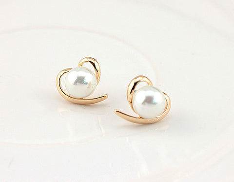 Gold Plated Pearl Heart Earrings