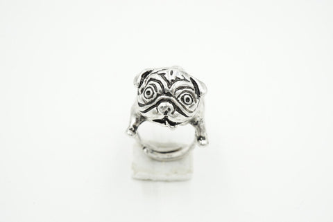 Chilling Bulldog Ring