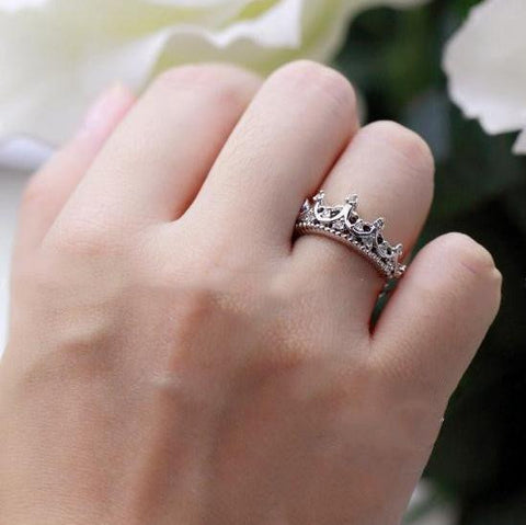 Royal Queen Crown Ring Urban Fashion Deals