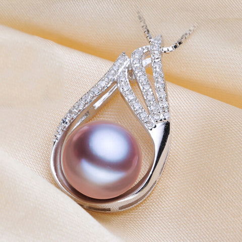 Crystal Pearl Necklace